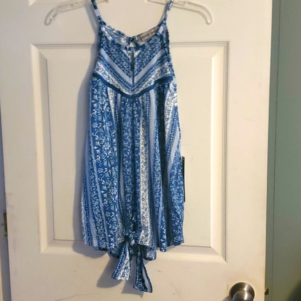 Absolutely Famous strappt tank top size L NWT